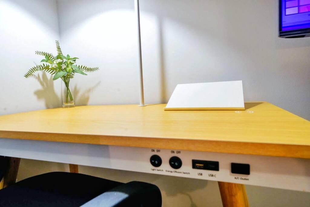 Ferienwohnung New Stylish Getaway- 5 Mil To Uptown/3 Smart Tvs! Charlotte Exterior foto